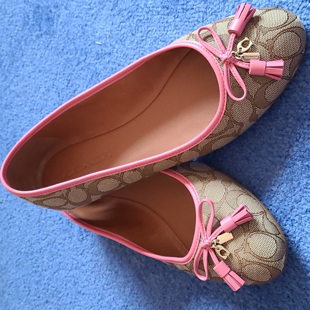 Coach tan and pink flats